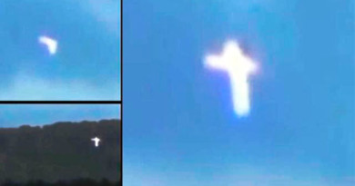 Mysterious Cross Appears Over Warzone