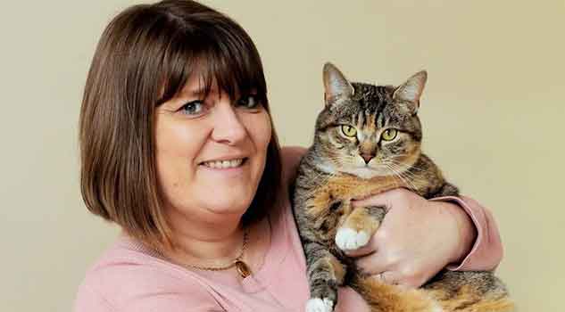 The Ultimate Cat Scan! Pet Cat Saves Owner’s Life by Alerting Her to Breast Cancer