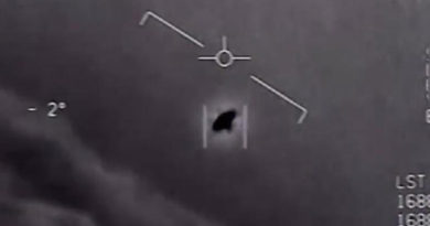 Navy Pilot Says UFO He Saw off California Was 'Not of This World'